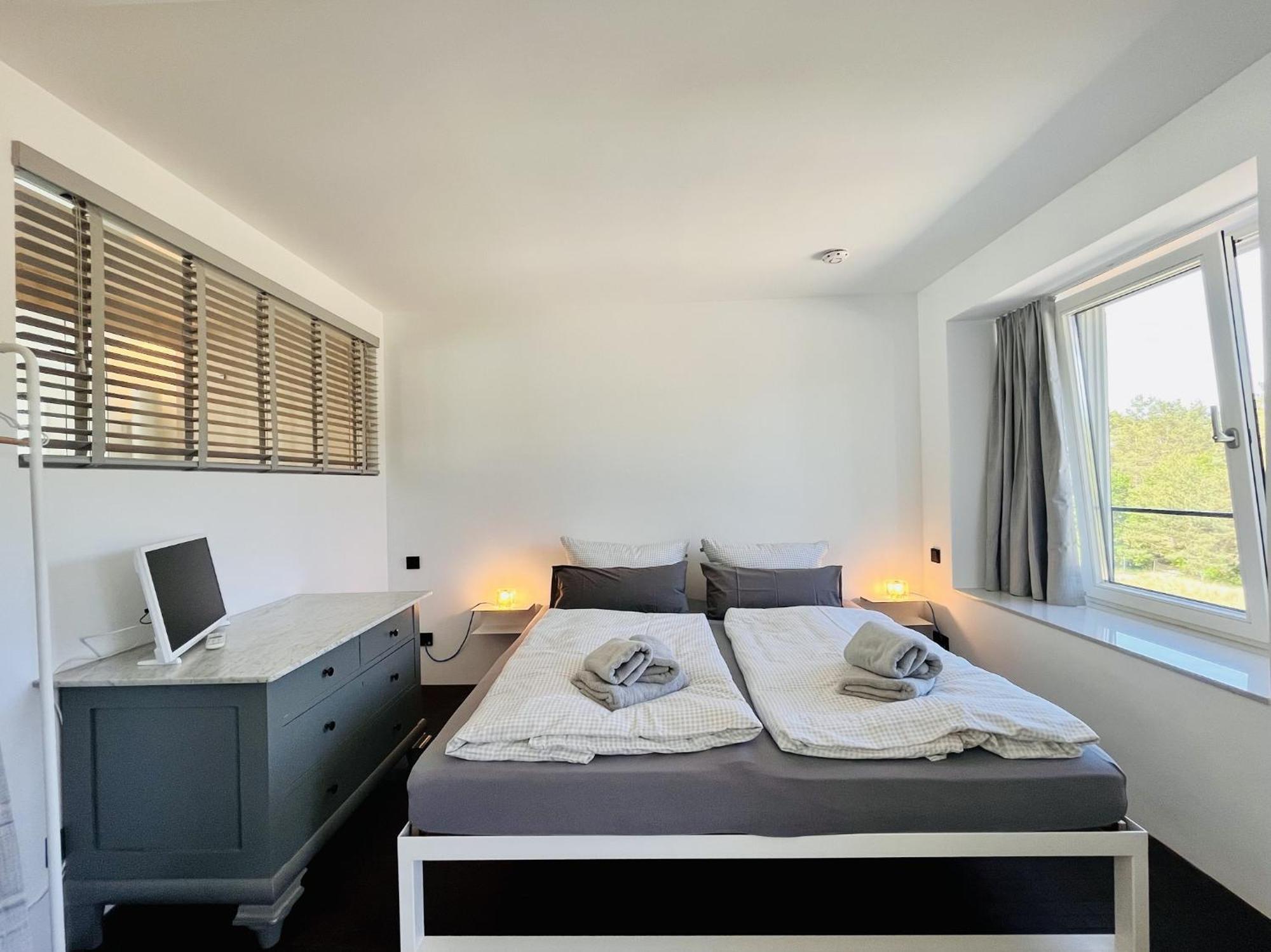 Ferienwohnung Marepineta Im Haus Zudar Prora ビンツ エクステリア 写真